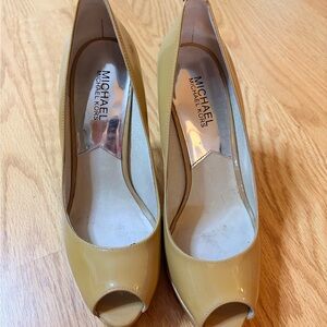 Michael Kors Tan Patent Leather Peep Toe Heels